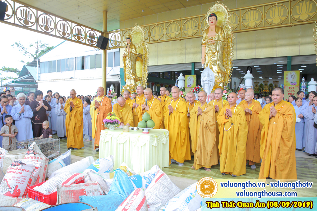hinh-anh-cong-tu-chu-nhat-ngay-08-09-2019-chua-quan-the-am-duc-trong-lam-dong-28.jpg