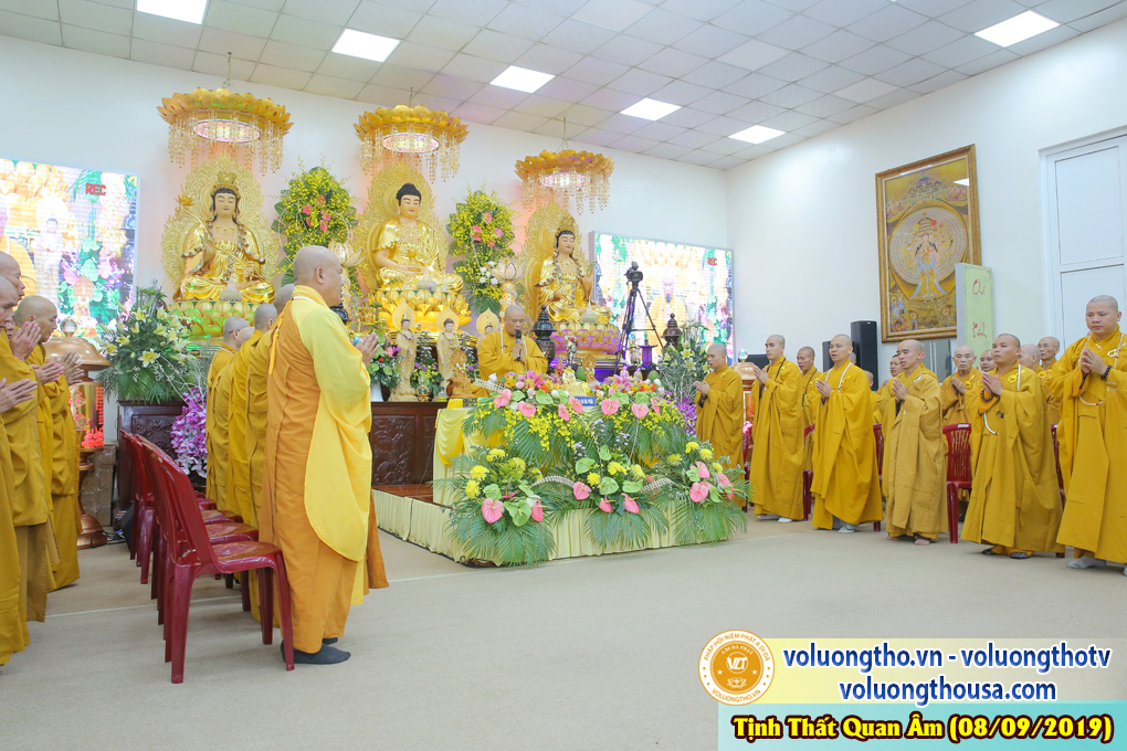 hinh-anh-cong-tu-chu-nhat-ngay-08-09-2019-chua-quan-the-am-duc-trong-lam-dong-5.jpg