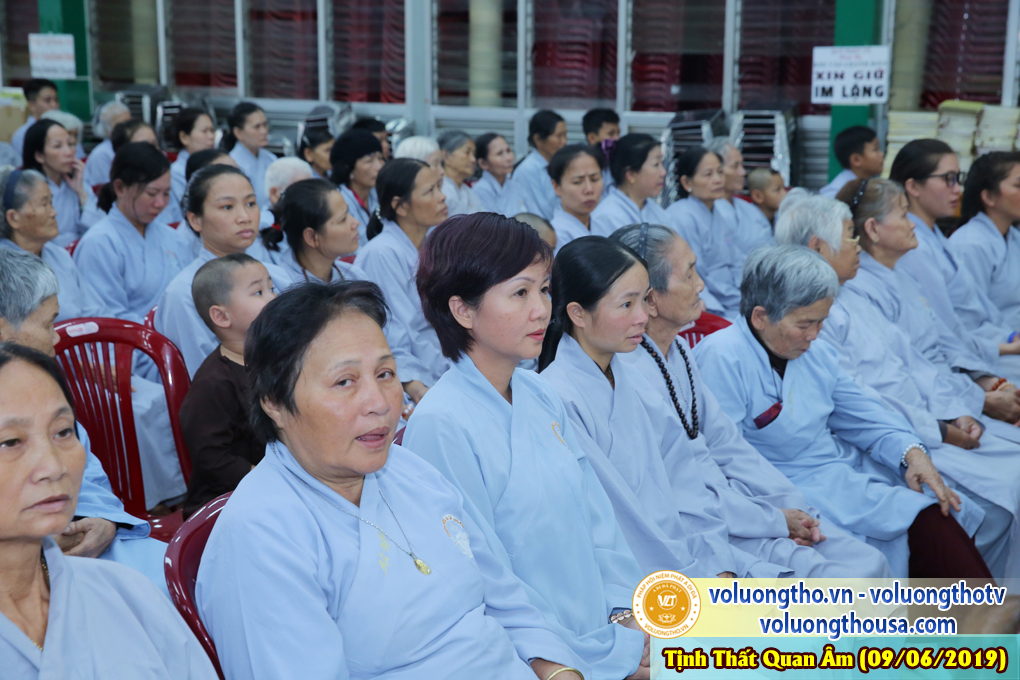 hinh-anh-cong-tu-chu-nhat-ngay-09-06-2019-chua-quan-the-am-duc-trong-lam-dong-10.jpg
