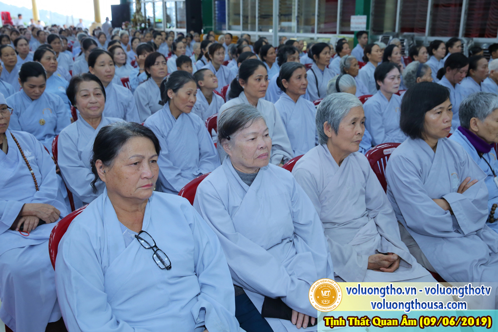 hinh-anh-cong-tu-chu-nhat-ngay-09-06-2019-chua-quan-the-am-duc-trong-lam-dong-11.jpg