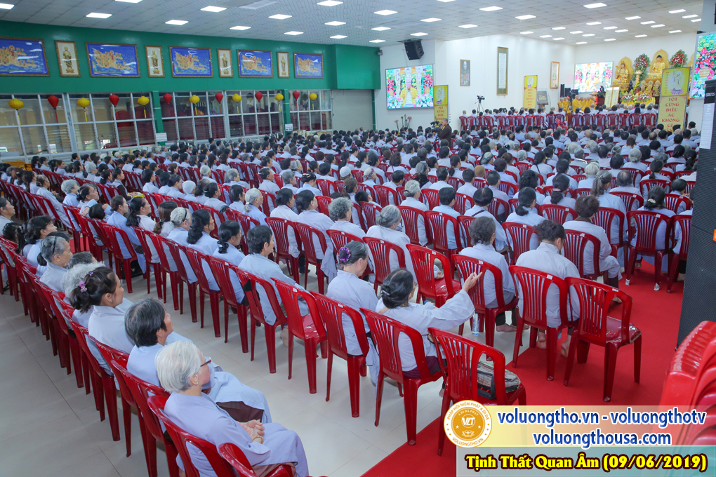 hinh-anh-cong-tu-chu-nhat-ngay-09-06-2019-chua-quan-the-am-duc-trong-lam-dong-17.jpg