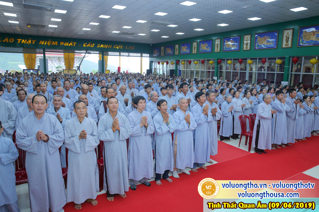 hinh-anh-cong-tu-chu-nhat-ngay-09-06-2019-chua-quan-the-am-duc-trong-lam-dong-3.jpg
