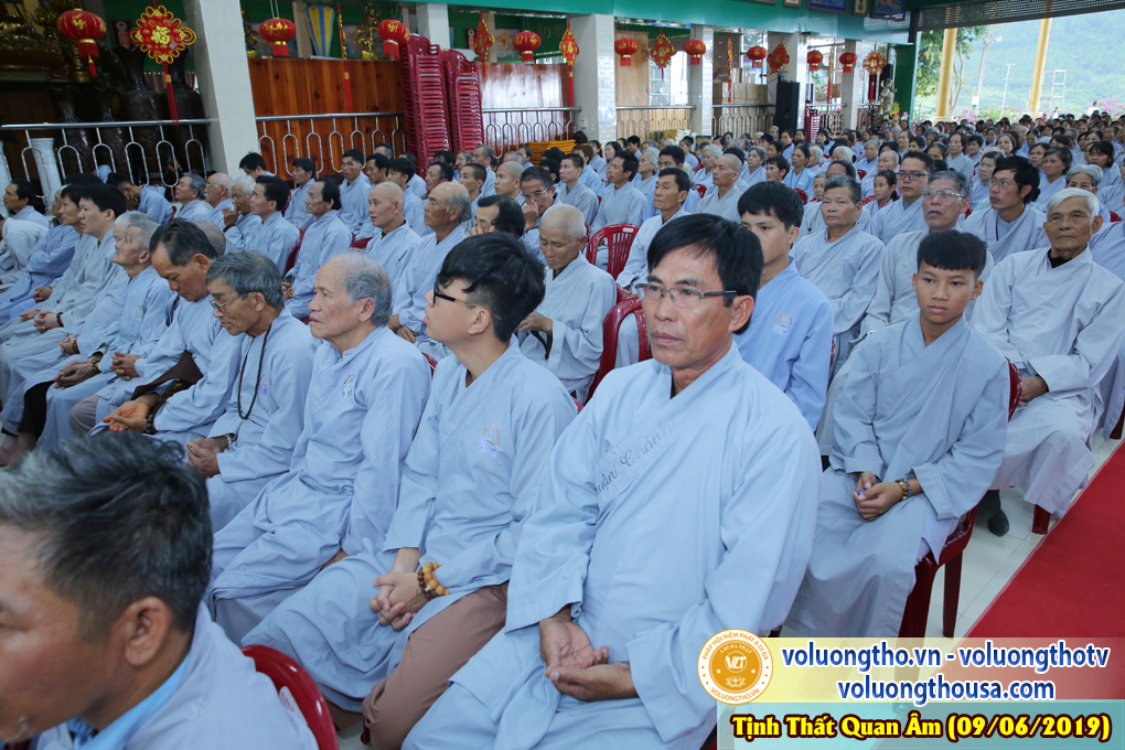 hinh-anh-cong-tu-chu-nhat-ngay-09-06-2019-chua-quan-the-am-duc-trong-lam-dong-9.jpg