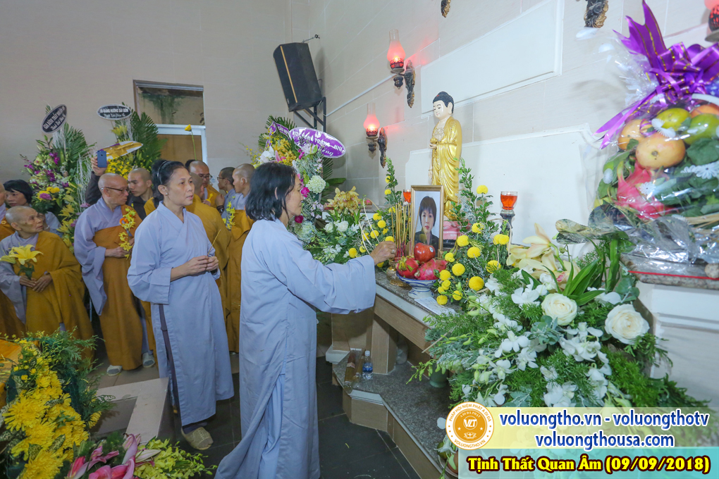 hinh-anh-cong-tu-chu-nhat-ngay-09-09-2018-chua-quan-the-am-duc-trong-lam-dong-10.jpg