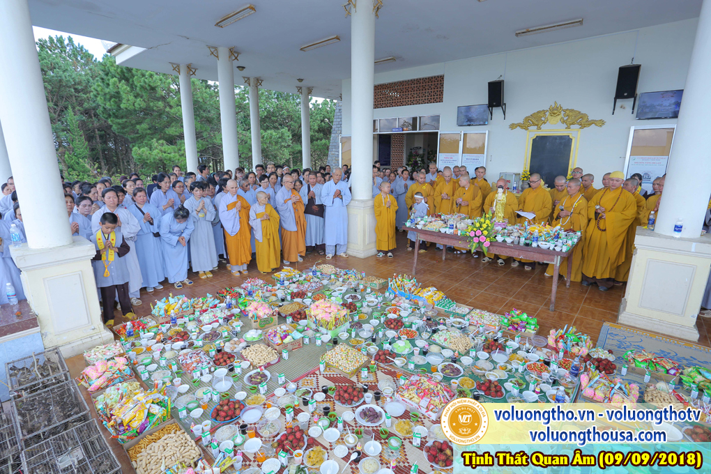 hinh-anh-cong-tu-chu-nhat-ngay-09-09-2018-chua-quan-the-am-duc-trong-lam-dong-25.jpg