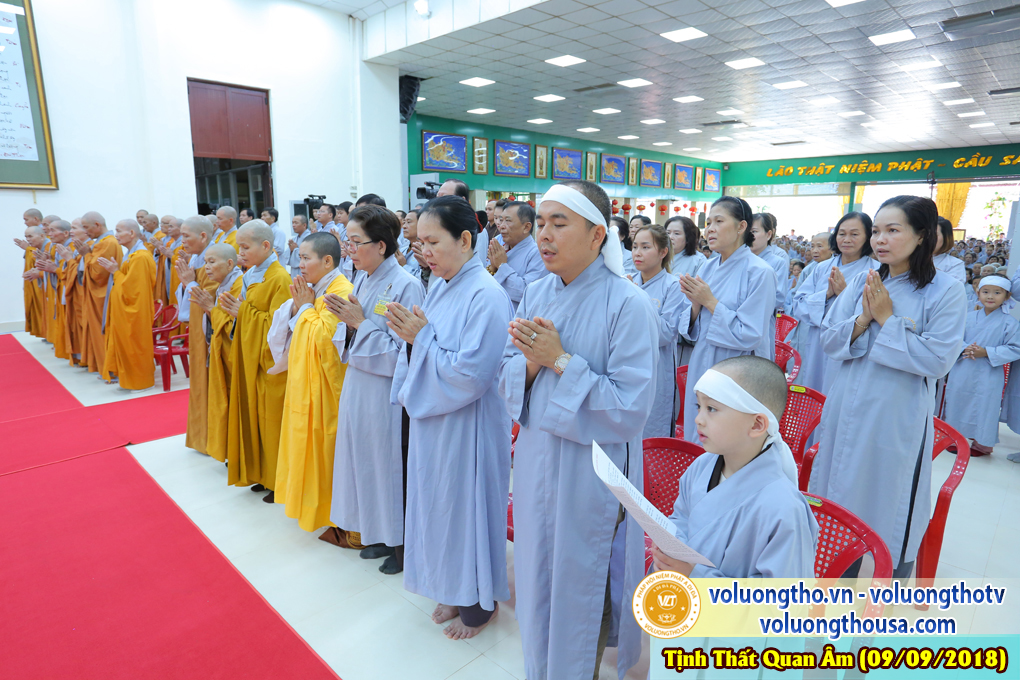 hinh-anh-cong-tu-chu-nhat-ngay-09-09-2018-chua-quan-the-am-duc-trong-lam-dong-30.jpg