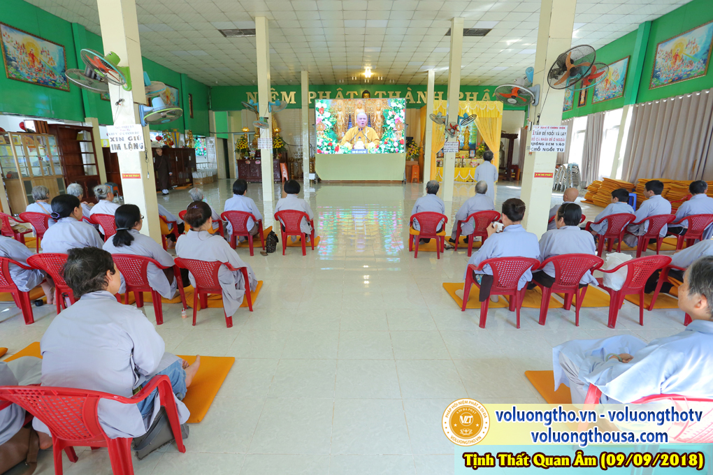 hinh-anh-cong-tu-chu-nhat-ngay-09-09-2018-chua-quan-the-am-duc-trong-lam-dong-46.jpg