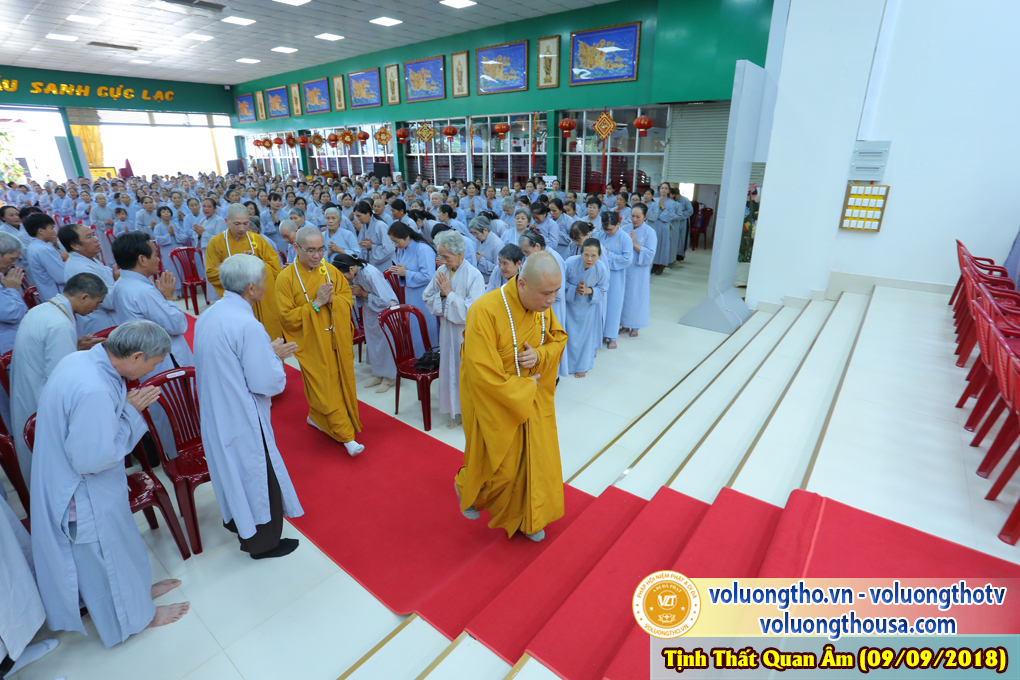 hinh-anh-cong-tu-chu-nhat-ngay-09-09-2018-chua-quan-the-am-duc-trong-lam-dong-47.jpg
