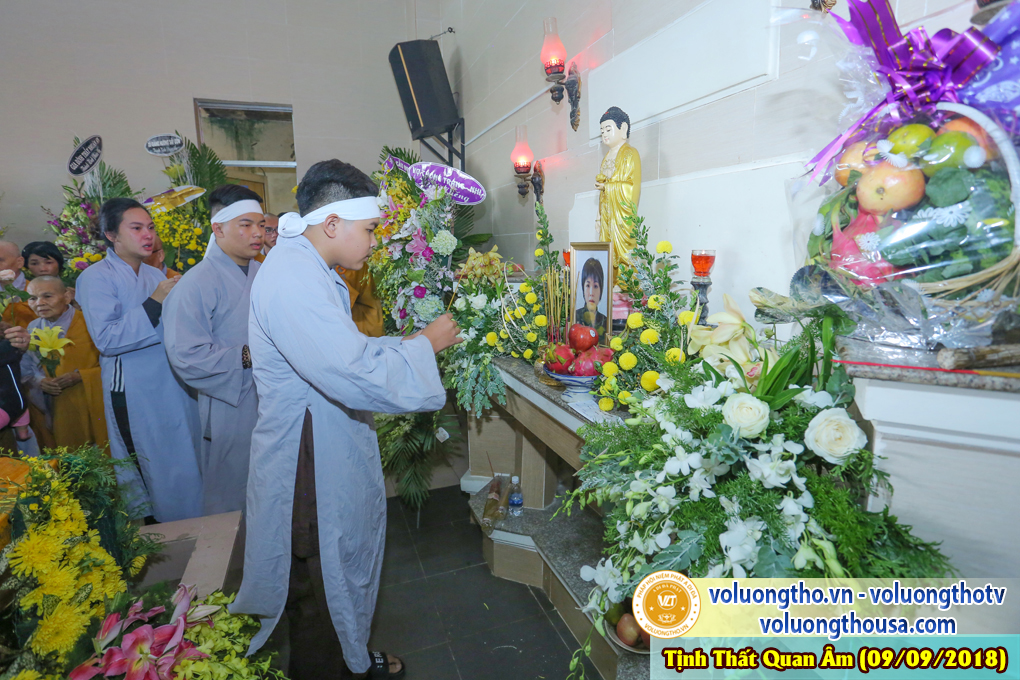 hinh-anh-cong-tu-chu-nhat-ngay-09-09-2018-chua-quan-the-am-duc-trong-lam-dong-5.jpg