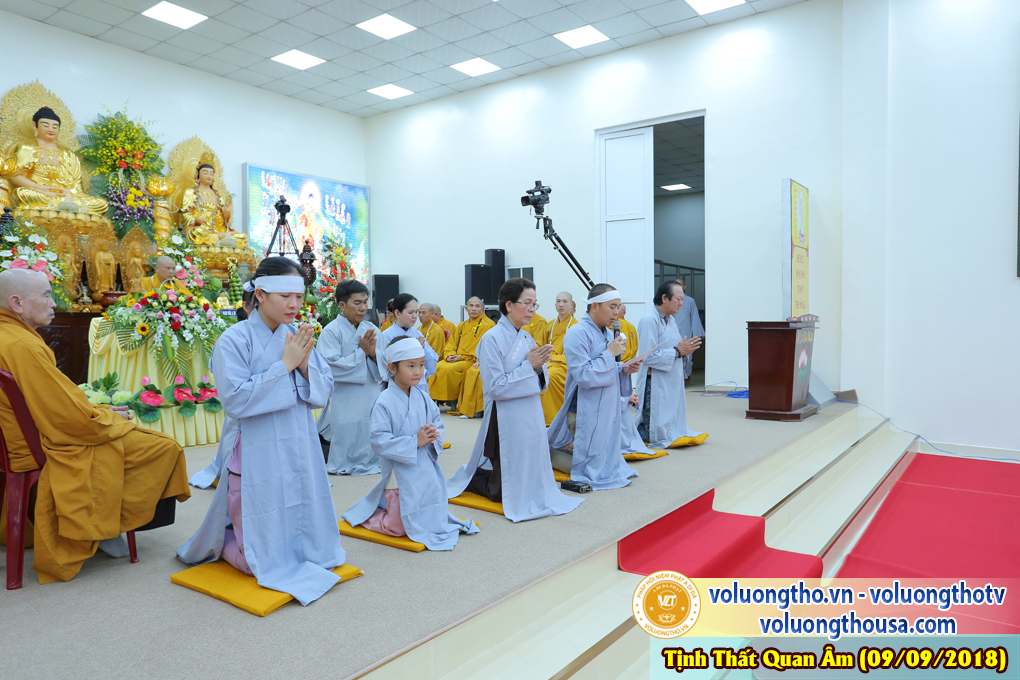 hinh-anh-cong-tu-chu-nhat-ngay-09-09-2018-chua-quan-the-am-duc-trong-lam-dong-54.jpg