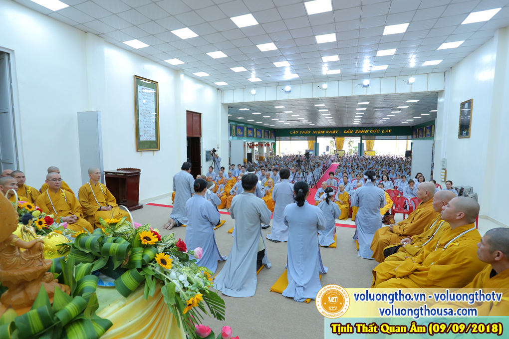 hinh-anh-cong-tu-chu-nhat-ngay-09-09-2018-chua-quan-the-am-duc-trong-lam-dong-57.jpg