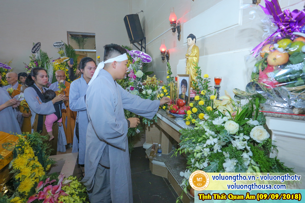 hinh-anh-cong-tu-chu-nhat-ngay-09-09-2018-chua-quan-the-am-duc-trong-lam-dong-6.jpg