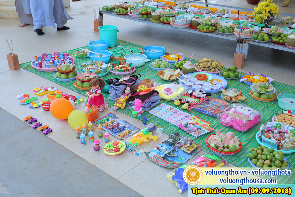 hinh-anh-cong-tu-chu-nhat-ngay-09-09-2018-chua-quan-the-am-duc-trong-lam-dong-60.jpg