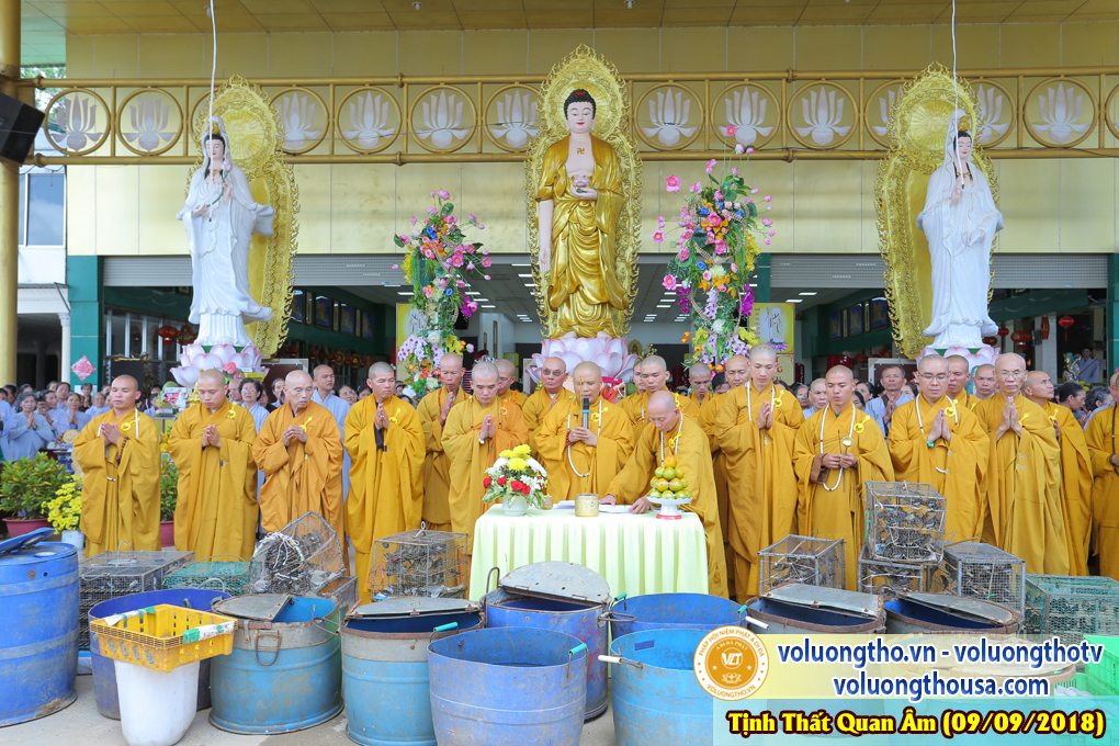 hinh-anh-cong-tu-chu-nhat-ngay-09-09-2018-chua-quan-the-am-duc-trong-lam-dong-66.jpg