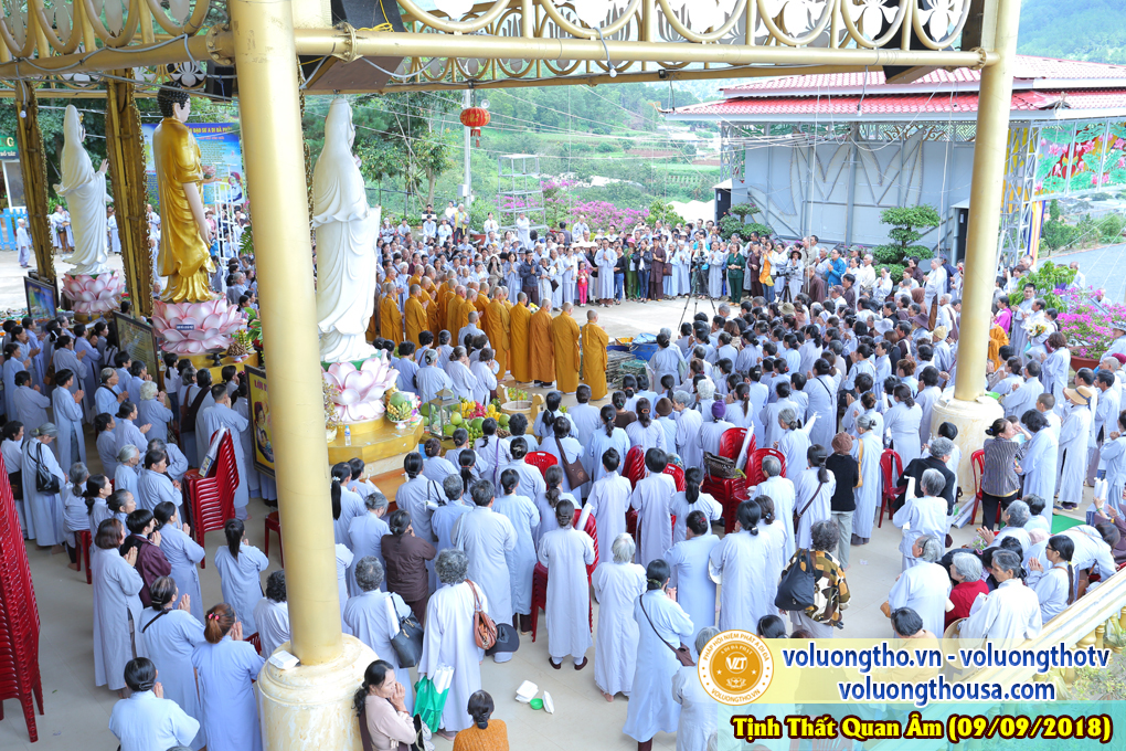 hinh-anh-cong-tu-chu-nhat-ngay-09-09-2018-chua-quan-the-am-duc-trong-lam-dong-67.jpg