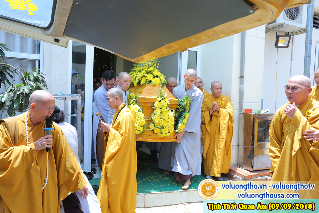 hinh-anh-cong-tu-chu-nhat-ngay-09-09-2018-chua-quan-the-am-duc-trong-lam-dong-72.jpg