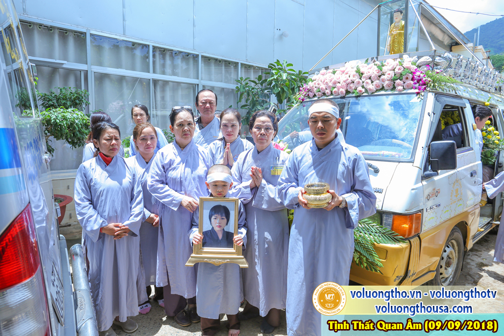hinh-anh-cong-tu-chu-nhat-ngay-09-09-2018-chua-quan-the-am-duc-trong-lam-dong-82.jpg