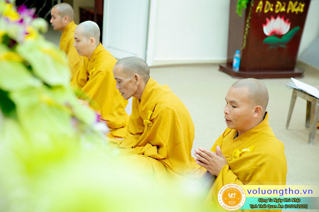 hinh-anh-cong-tu-chu-nhat-ngay-10-01-2021-chua-quan-the-am-duc-trong-lam-dong-5.jpg