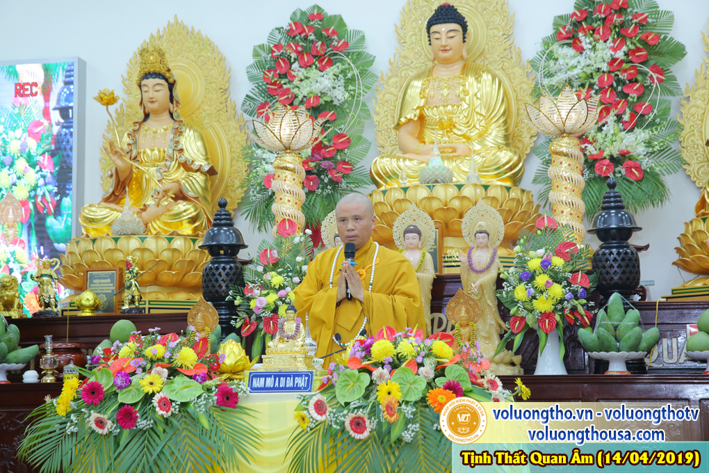 hinh-anh-cong-tu-chu-nhat-ngay-14-04-2019-chua-quan-the-am-duc-trong-lam-dong-25.jpg