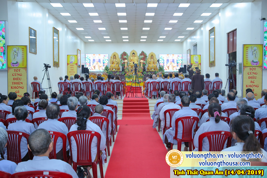 hinh-anh-cong-tu-chu-nhat-ngay-14-04-2019-chua-quan-the-am-duc-trong-lam-dong-8.jpg