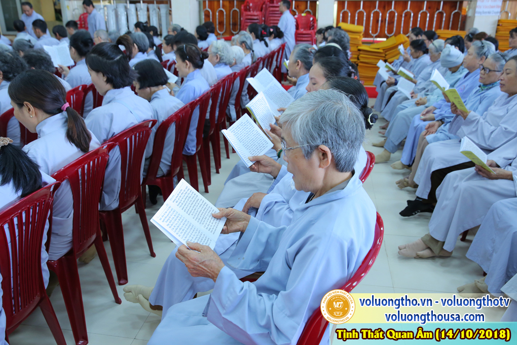 hinh-anh-cong-tu-chu-nhat-ngay-14-10-2018-chua-quan-the-am-duc-trong-lam-dong-35.jpg