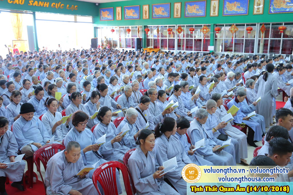 hinh-anh-cong-tu-chu-nhat-ngay-14-10-2018-chua-quan-the-am-duc-trong-lam-dong-37.jpg