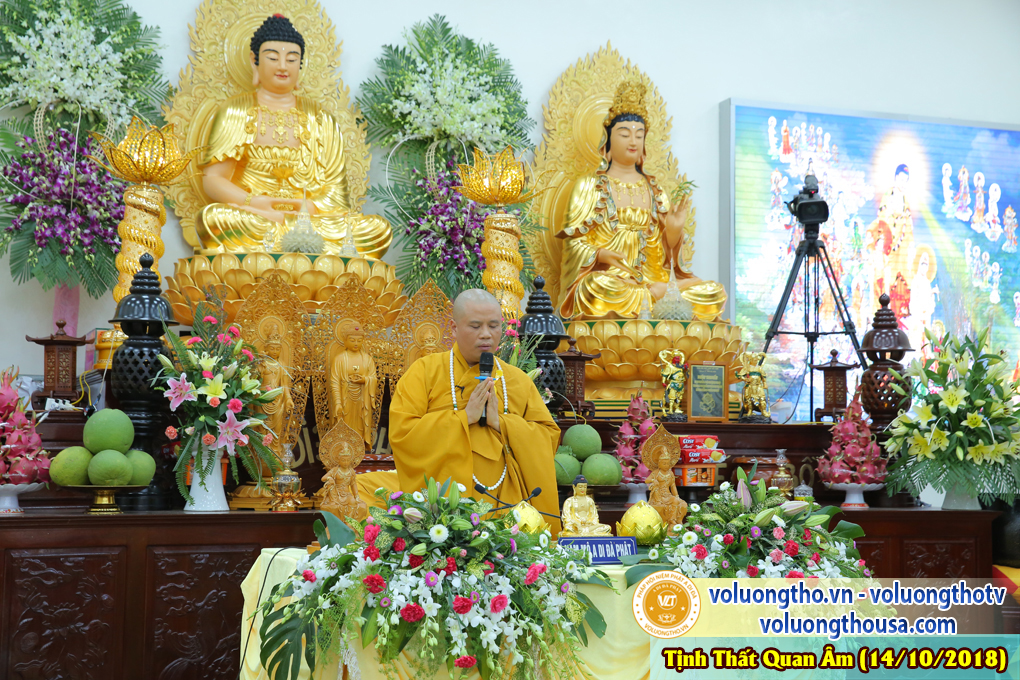 hinh-anh-cong-tu-chu-nhat-ngay-14-10-2018-chua-quan-the-am-duc-trong-lam-dong-8.jpg