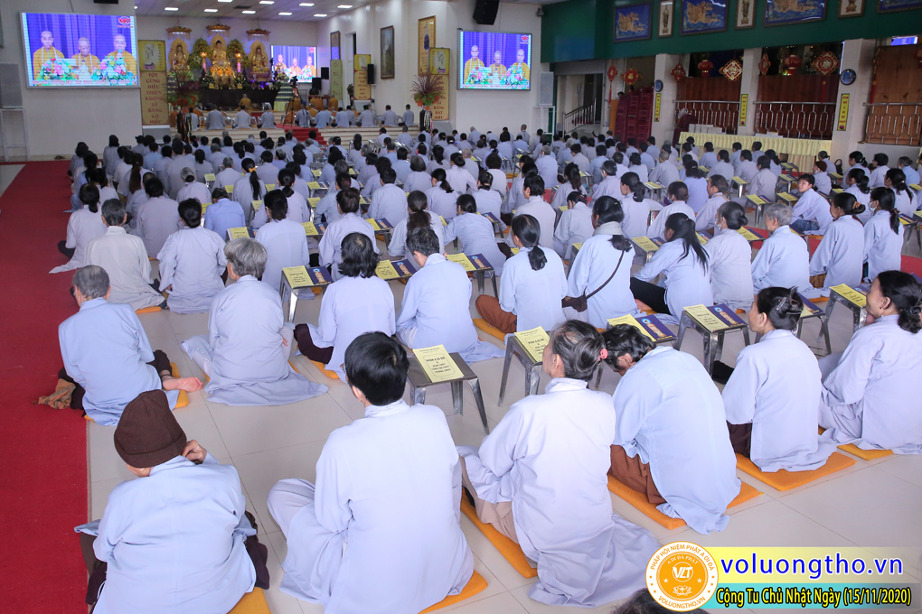 hinh-anh-cong-tu-chu-nhat-ngay-15-11-2020-chua-quan-the-am-duc-trong-lam-dong-7.jpg