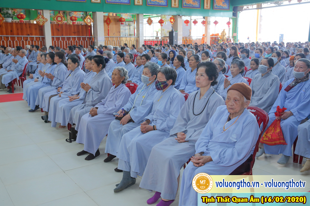 hinh-anh-cong-tu-chu-nhat-ngay-16-02-2020-chua-quan-the-am-duc-trong-lam-dong-17.jpg