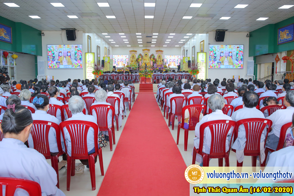hinh-anh-cong-tu-chu-nhat-ngay-16-02-2020-chua-quan-the-am-duc-trong-lam-dong-25.jpg