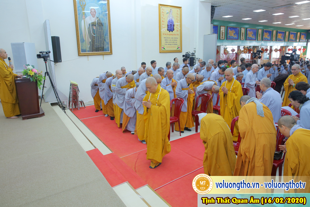 hinh-anh-cong-tu-chu-nhat-ngay-16-02-2020-chua-quan-the-am-duc-trong-lam-dong-3.jpg