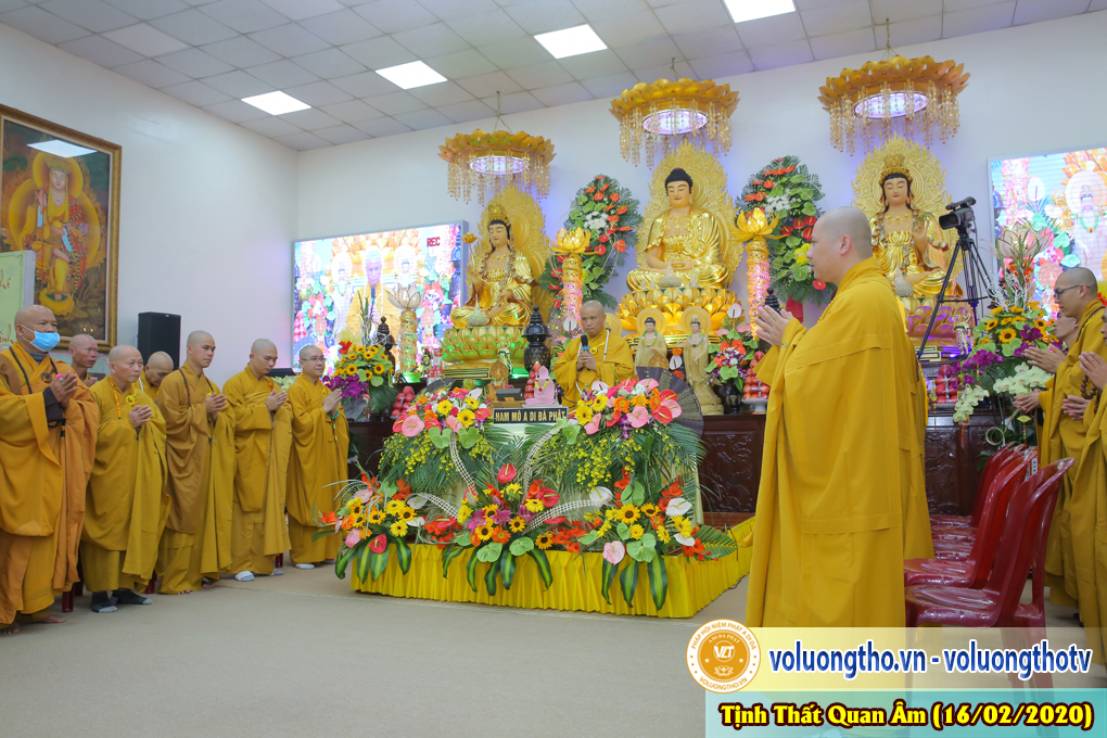 hinh-anh-cong-tu-chu-nhat-ngay-16-02-2020-chua-quan-the-am-duc-trong-lam-dong-8.jpg