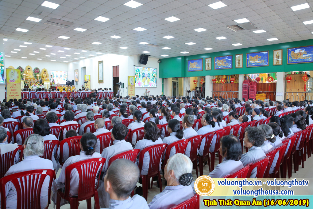 hinh-anh-cong-tu-chu-nhat-ngay-16-06-2019-chua-quan-the-am-duc-trong-lam-dong-21.jpg
