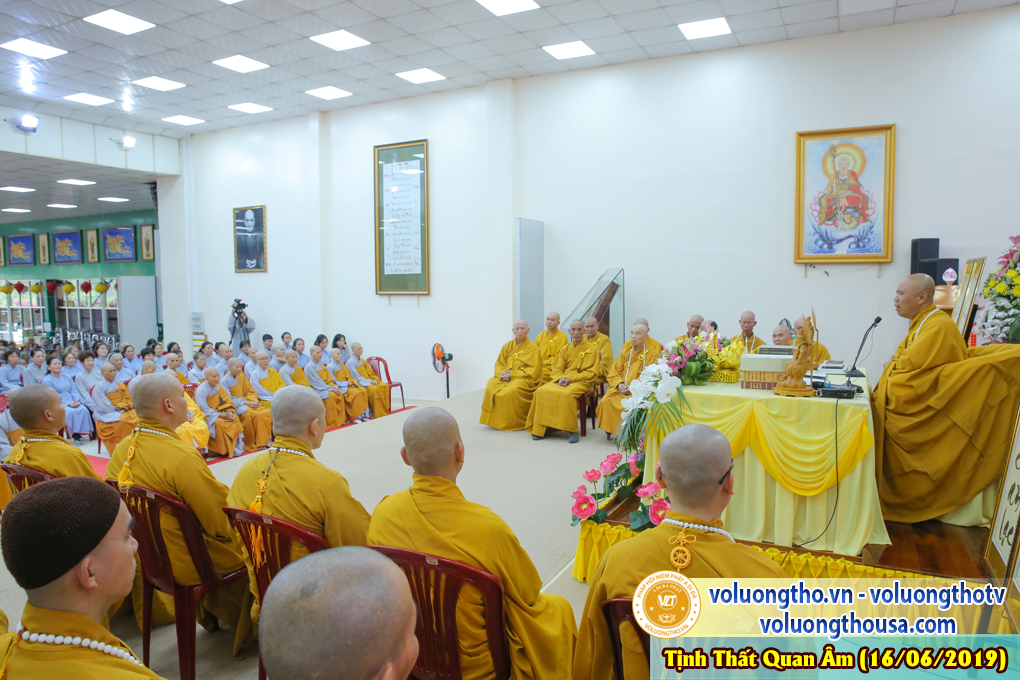 hinh-anh-cong-tu-chu-nhat-ngay-16-06-2019-chua-quan-the-am-duc-trong-lam-dong-23.jpg