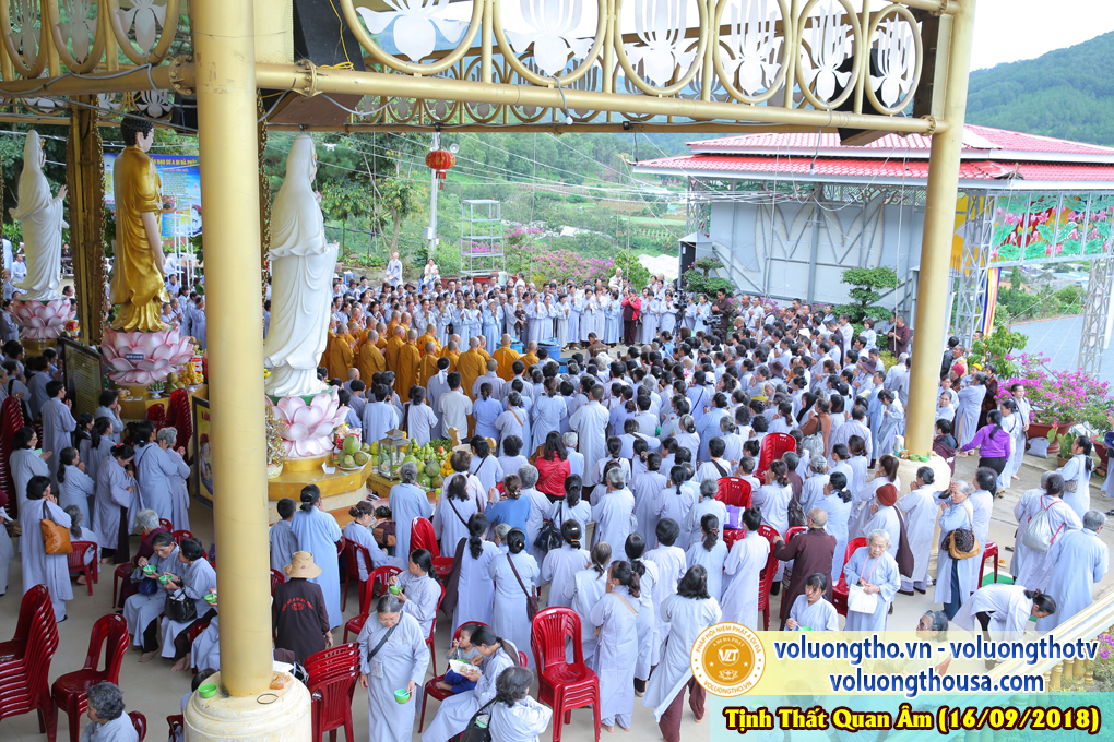hinh-anh-cong-tu-chu-nhat-ngay-16-09-2018-chua-quan-the-am-duc-trong-lam-dong-20.jpg