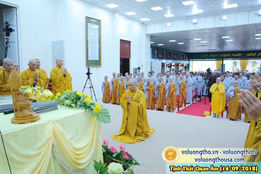 hinh-anh-cong-tu-chu-nhat-ngay-16-09-2018-chua-quan-the-am-duc-trong-lam-dong-24.jpg