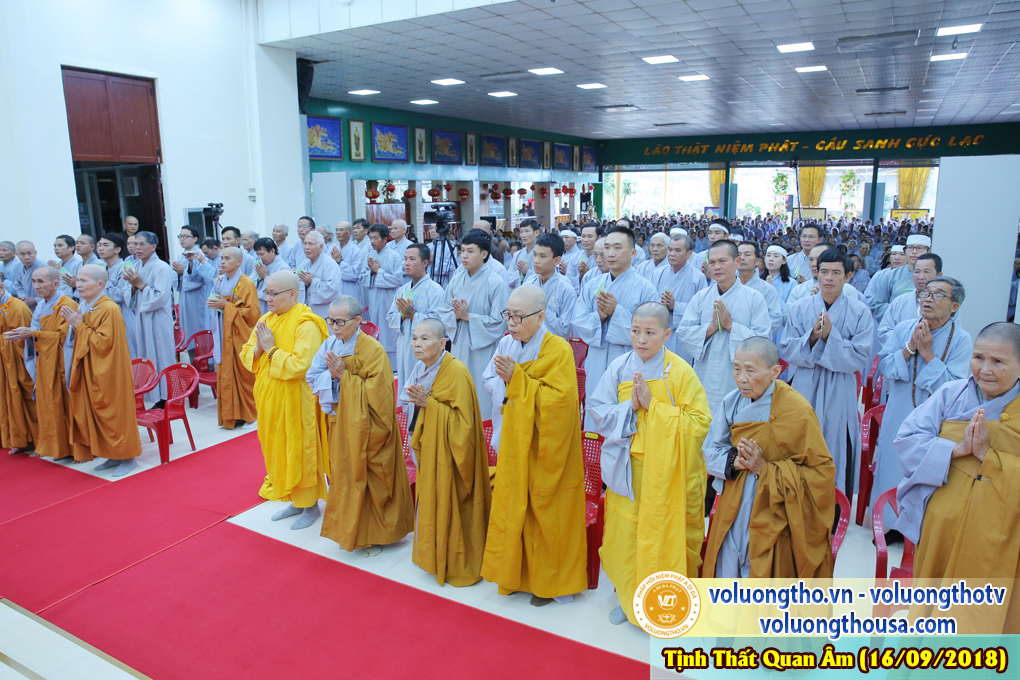 hinh-anh-cong-tu-chu-nhat-ngay-16-09-2018-chua-quan-the-am-duc-trong-lam-dong-25.jpg