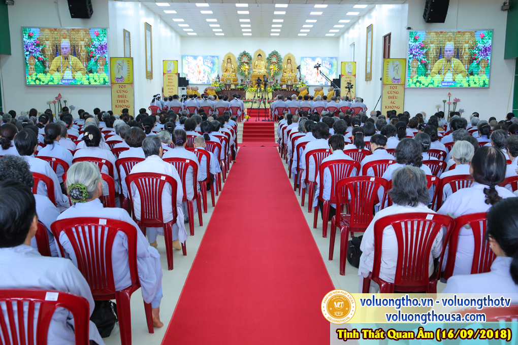 hinh-anh-cong-tu-chu-nhat-ngay-16-09-2018-chua-quan-the-am-duc-trong-lam-dong-4.jpg