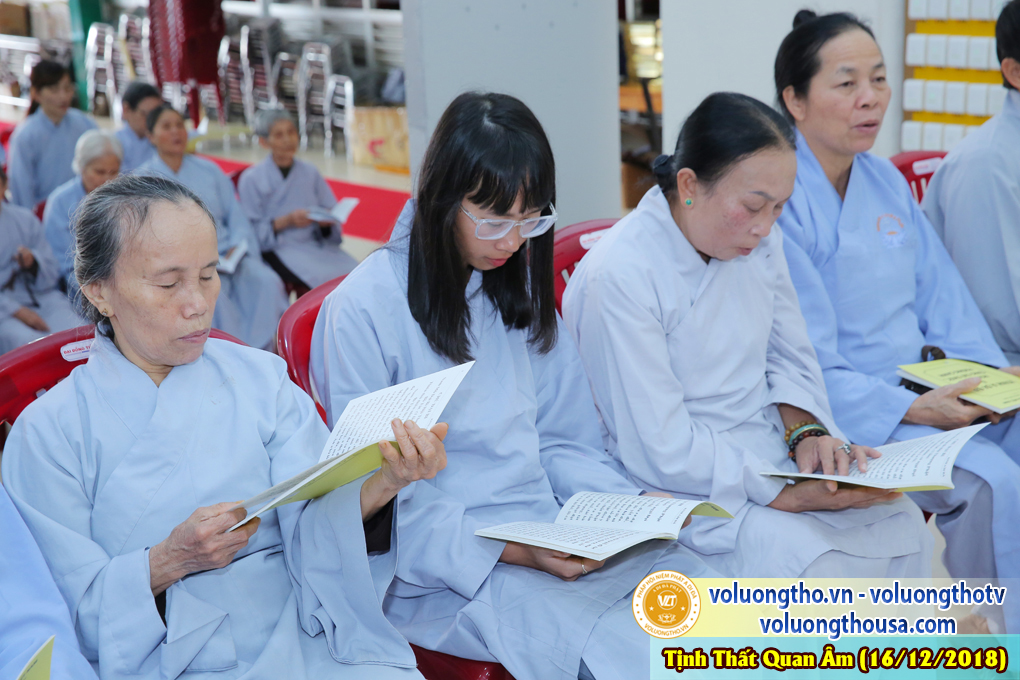 hinh-anh-cong-tu-chu-nhat-ngay-16-12-2018-chua-quan-the-am-duc-trong-lam-dong-1.jpg