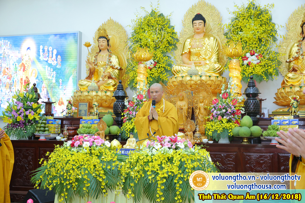 hinh-anh-cong-tu-chu-nhat-ngay-16-12-2018-chua-quan-the-am-duc-trong-lam-dong-2.jpg