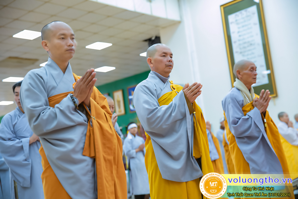 hinh-anh-cong-tu-chu-nhat-ngay-17-01-2021-chua-quan-the-am-duc-trong-lam-dong-17.jpg