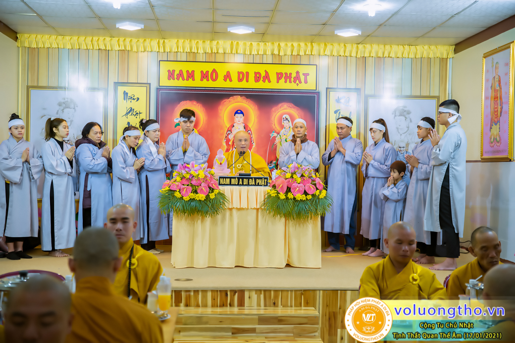 hinh-anh-cong-tu-chu-nhat-ngay-17-01-2021-chua-quan-the-am-duc-trong-lam-dong-32.jpg