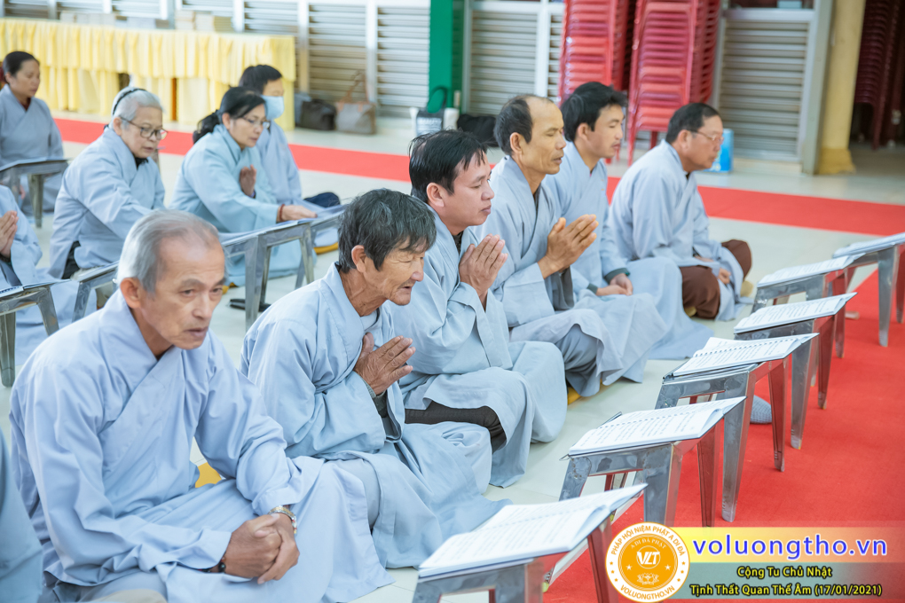 hinh-anh-cong-tu-chu-nhat-ngay-17-01-2021-chua-quan-the-am-duc-trong-lam-dong-7.jpg