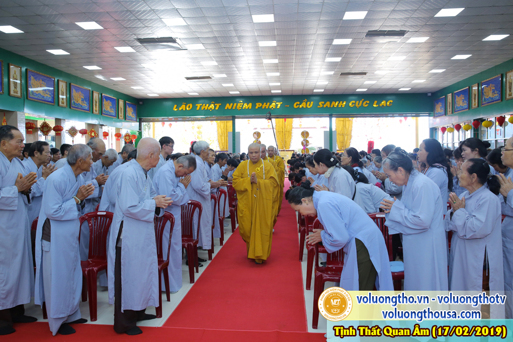 hinh-anh-cong-tu-chu-nhat-ngay-17-02-2019-chua-quan-the-am-duc-trong-lam-dong-1.jpg