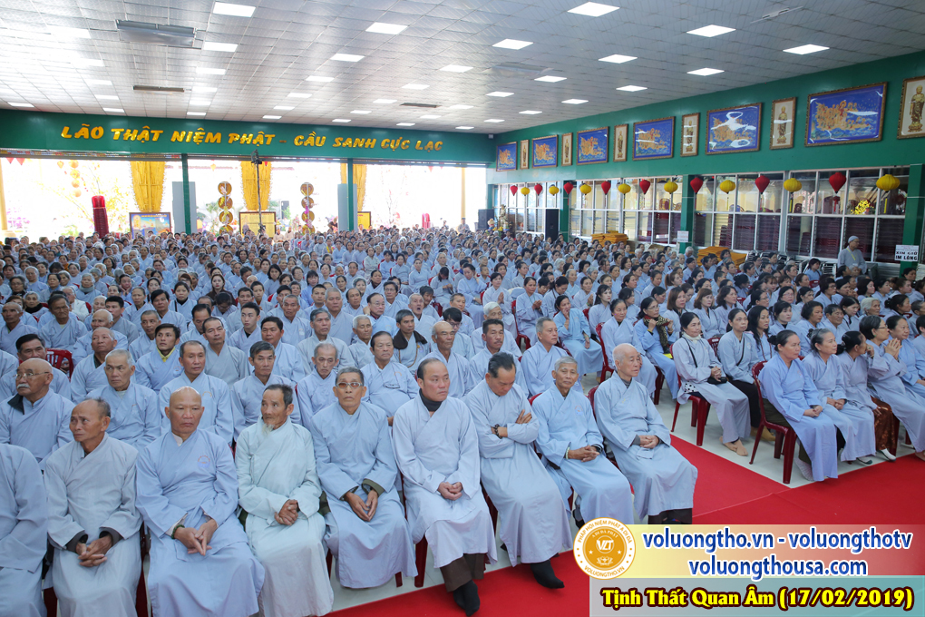 hinh-anh-cong-tu-chu-nhat-ngay-17-02-2019-chua-quan-the-am-duc-trong-lam-dong-11.jpg