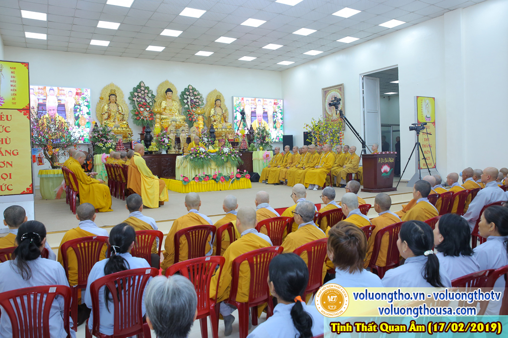 hinh-anh-cong-tu-chu-nhat-ngay-17-02-2019-chua-quan-the-am-duc-trong-lam-dong-14.jpg