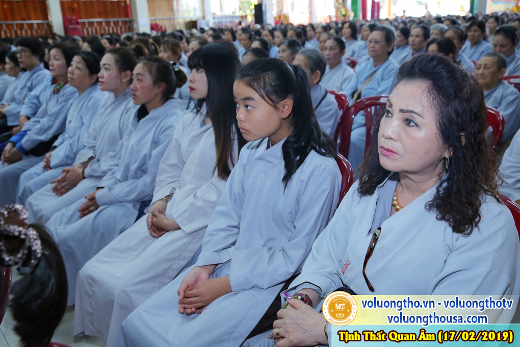 hinh-anh-cong-tu-chu-nhat-ngay-17-02-2019-chua-quan-the-am-duc-trong-lam-dong-15.jpg