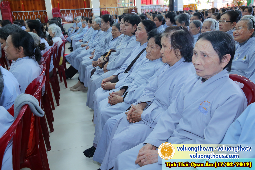 hinh-anh-cong-tu-chu-nhat-ngay-17-02-2019-chua-quan-the-am-duc-trong-lam-dong-16.jpg