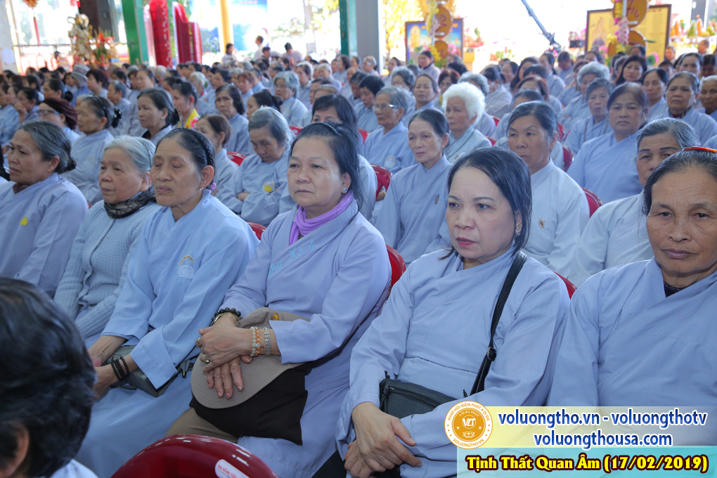 hinh-anh-cong-tu-chu-nhat-ngay-17-02-2019-chua-quan-the-am-duc-trong-lam-dong-17.jpg