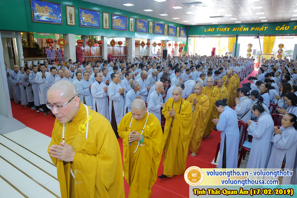 hinh-anh-cong-tu-chu-nhat-ngay-17-02-2019-chua-quan-the-am-duc-trong-lam-dong-23.jpg